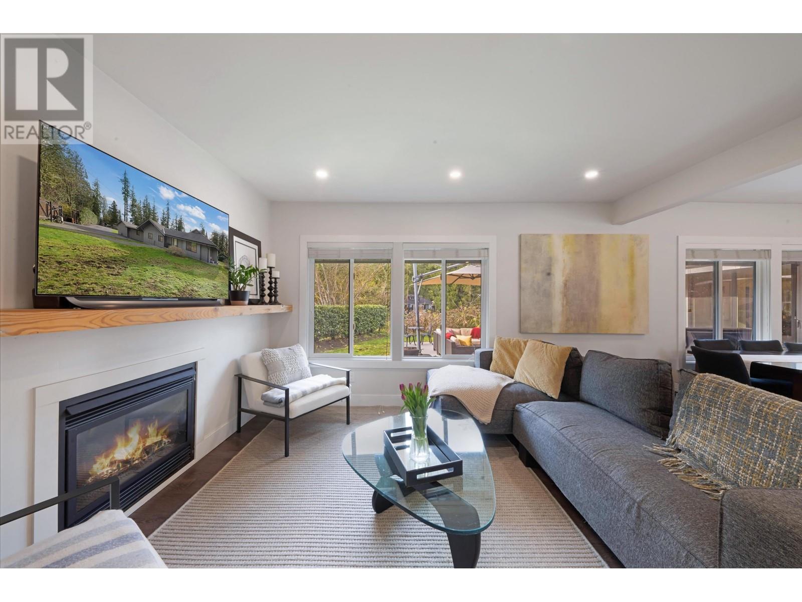 799 GRANTHAM PLACE, North Vancouver