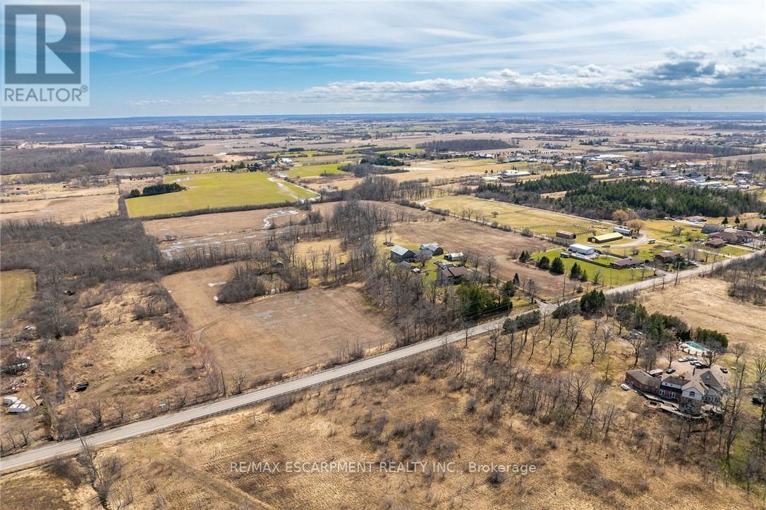Photo 41 of 492 Second Road E, Hamilton ON