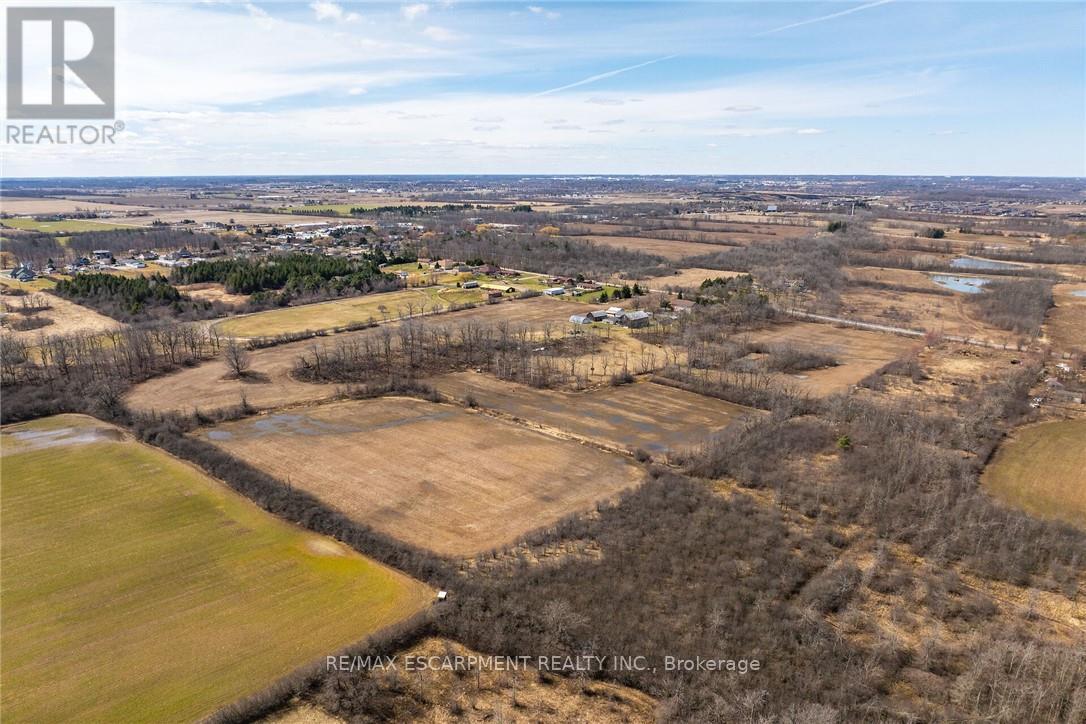 Photo 47 of 492 Second Road E, Hamilton ON
