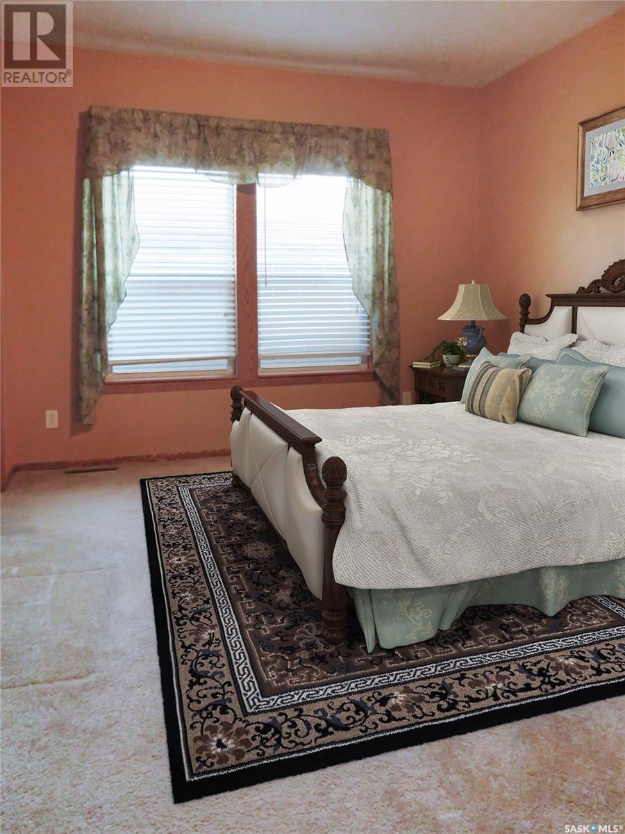 Single Family House Mobile Home for Sale in  Prairie Sun COURT Swift Current 