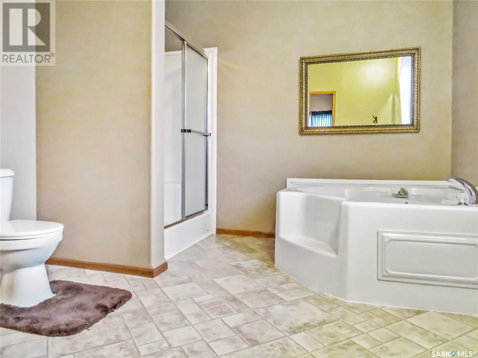 Single Family House Mobile Home for Sale in  Prairie Sun COURT Swift Current 