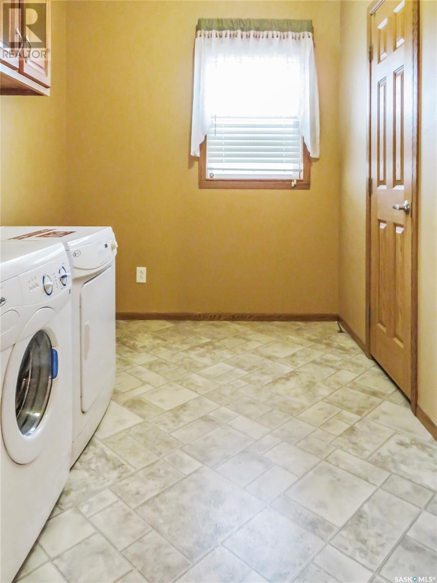 Single Family House Mobile Home for Sale in  Prairie Sun COURT Swift Current 