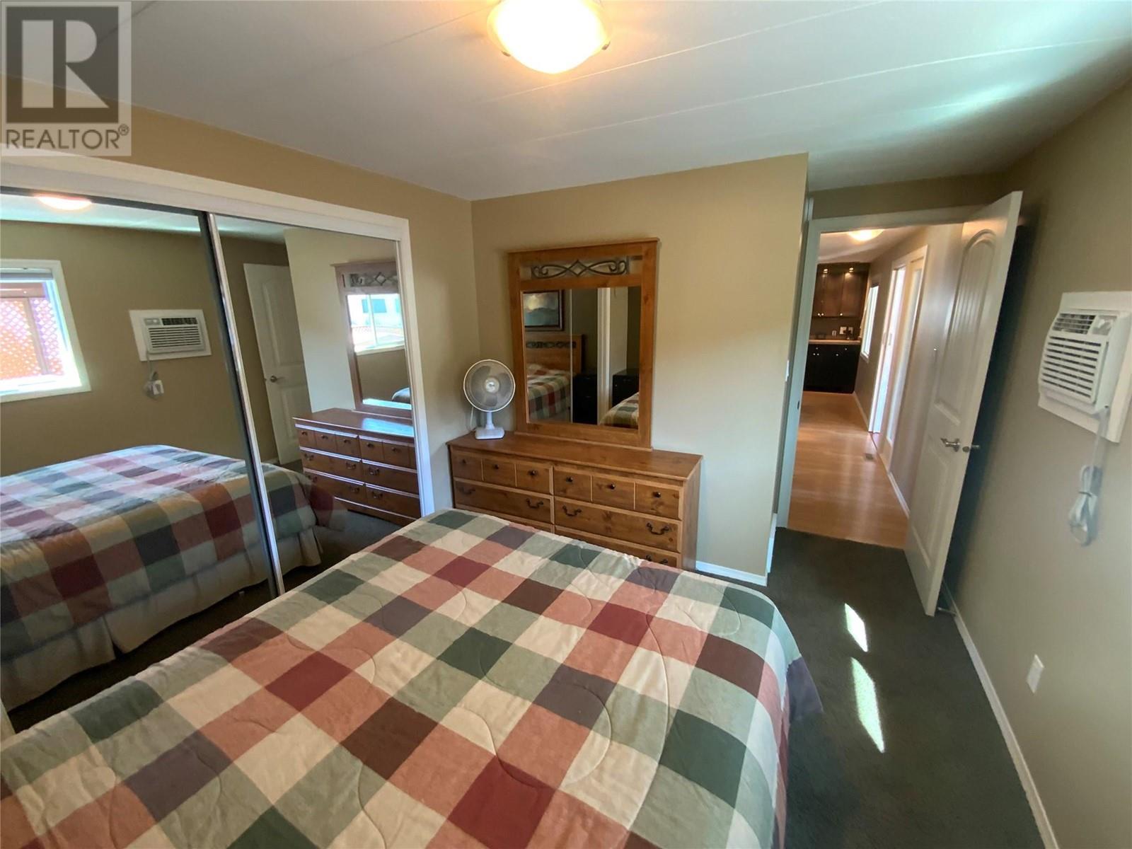 106 3105 South Main Street, Penticton