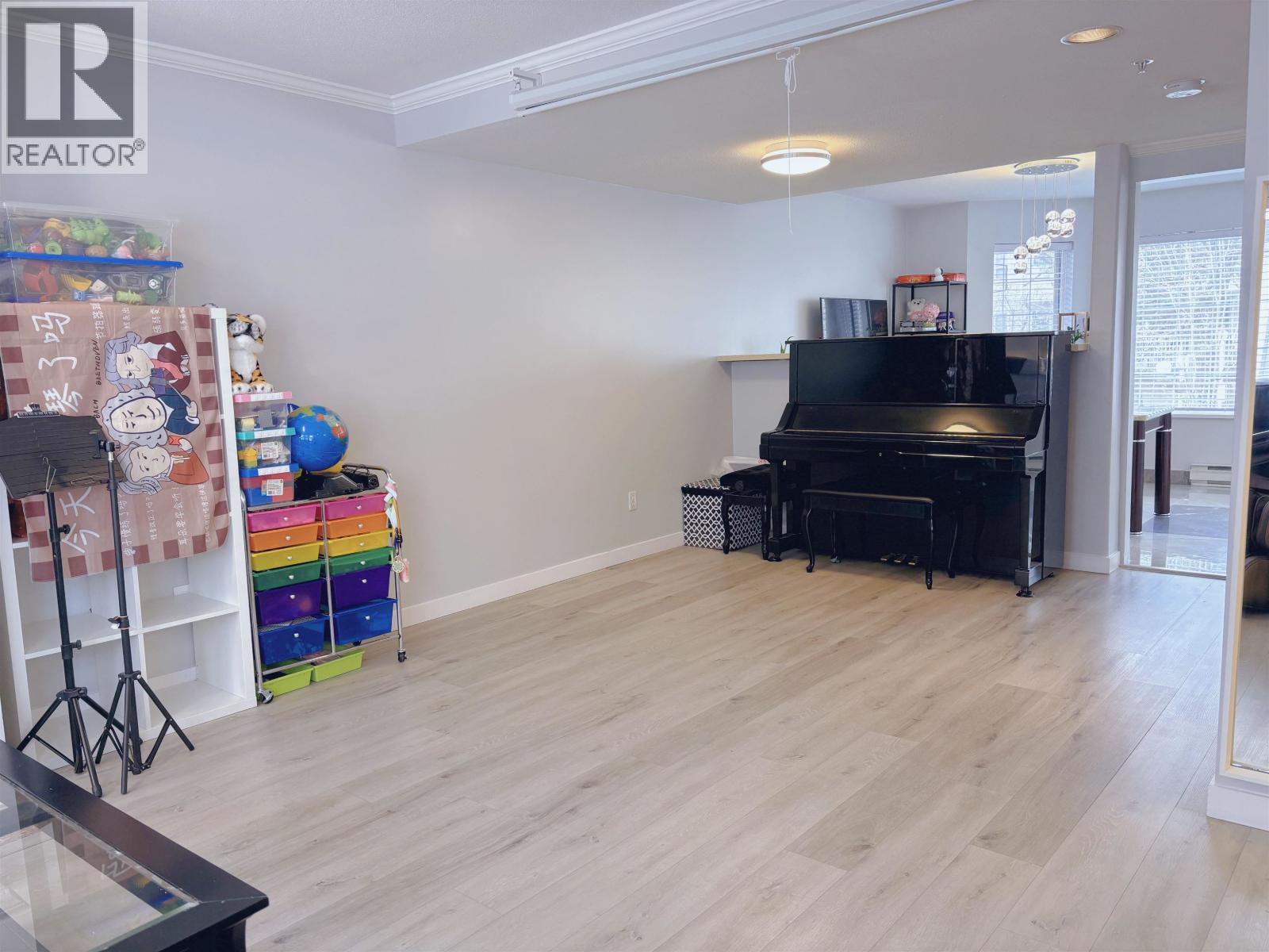 #18-8711 JONES Road, Richmond