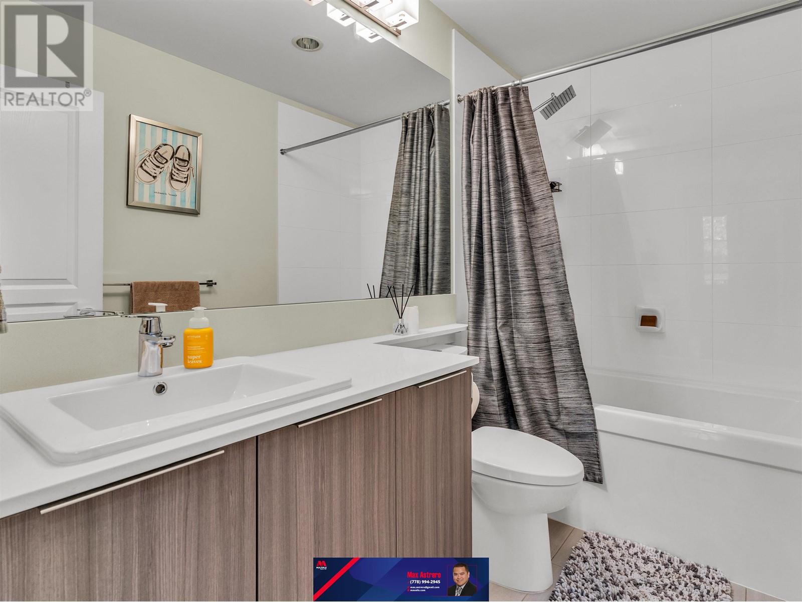 Photo 13 of 302 1151 Windsor Mews, Coquitlam BC
