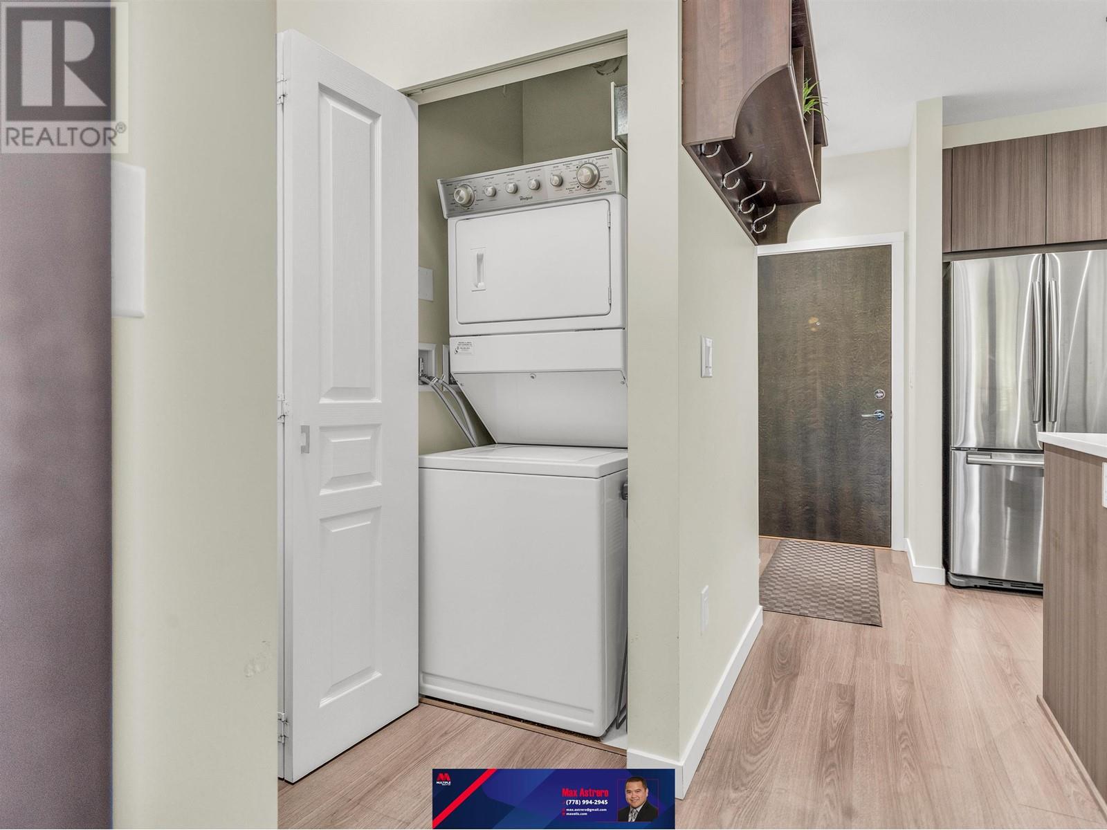 Photo 12 of 302 1151 Windsor Mews, Coquitlam BC