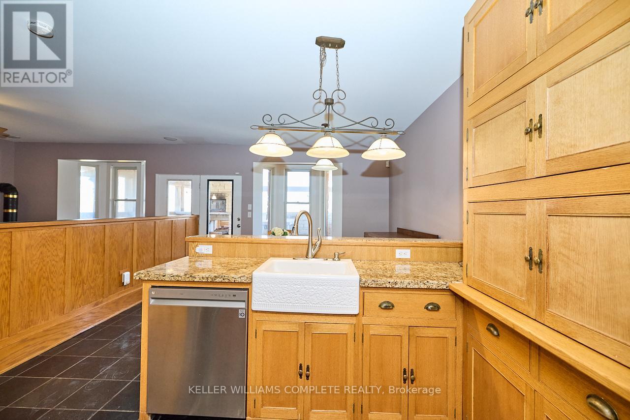 Photo 14 of 4915 King Street, Lincoln ON