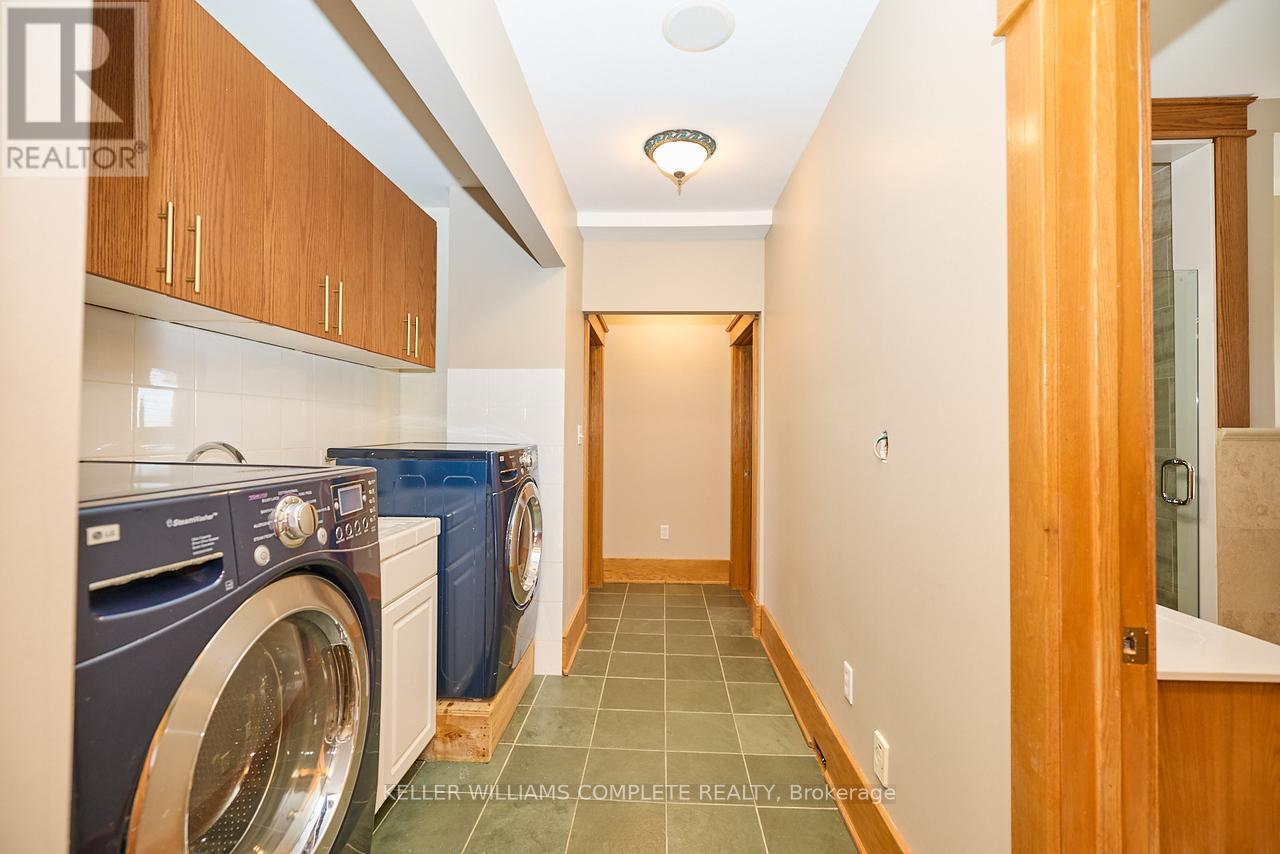 Photo 22 of 4915 King Street, Lincoln ON