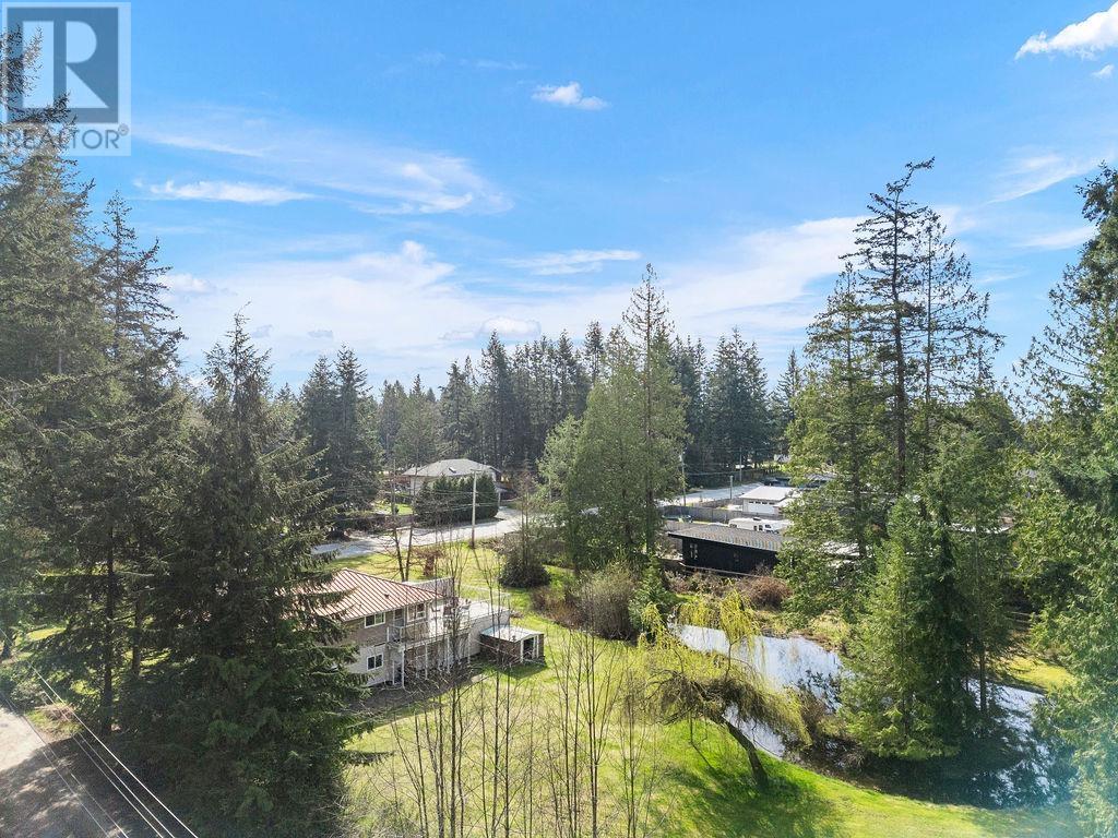 593 VETERANS ROAD, Gibsons