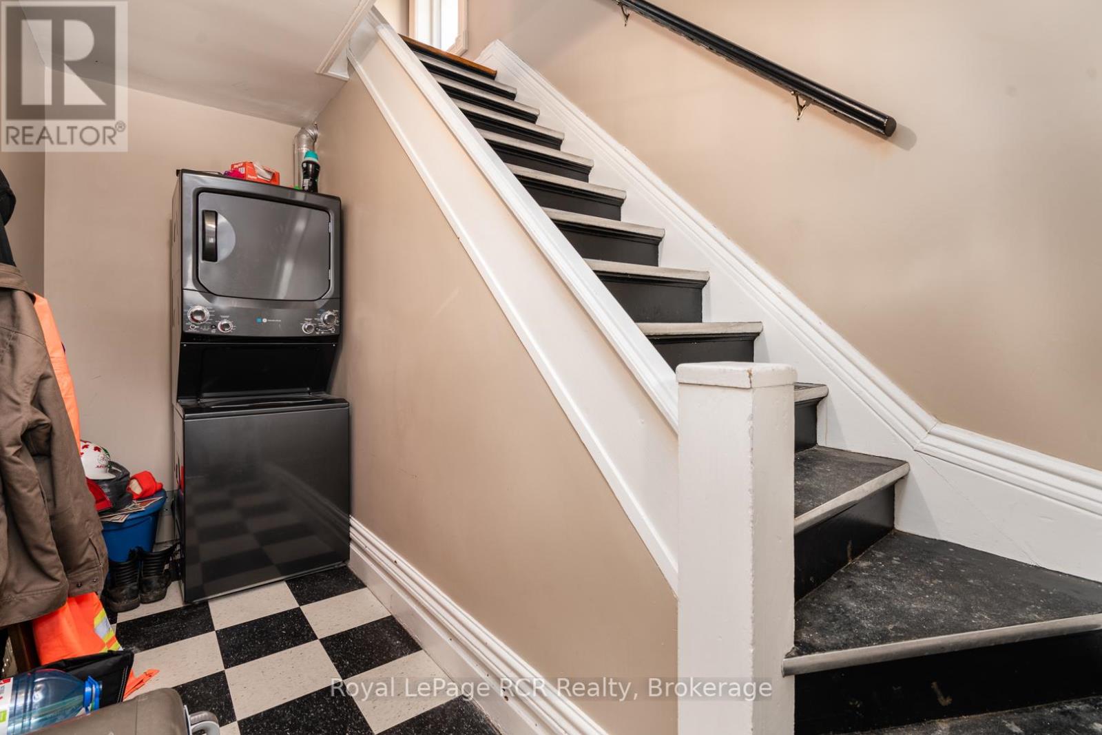 134 9TH STREET - 6