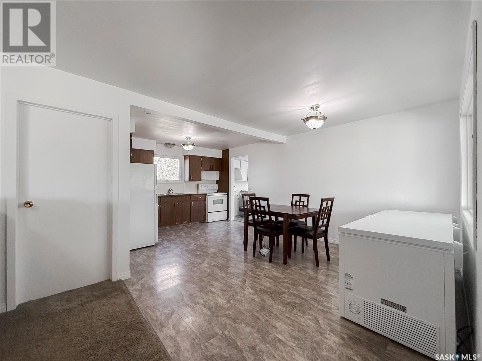 Photo 11 of 106 1st Street, Gull Lake SK
