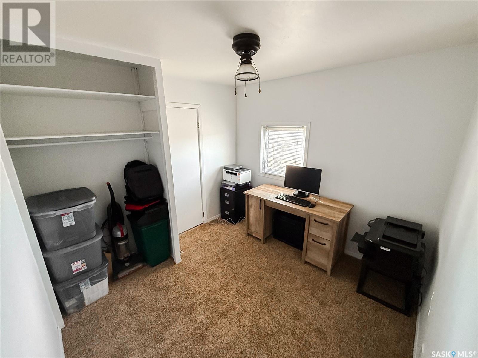 Photo 8 of 106 1st Street, Gull Lake SK