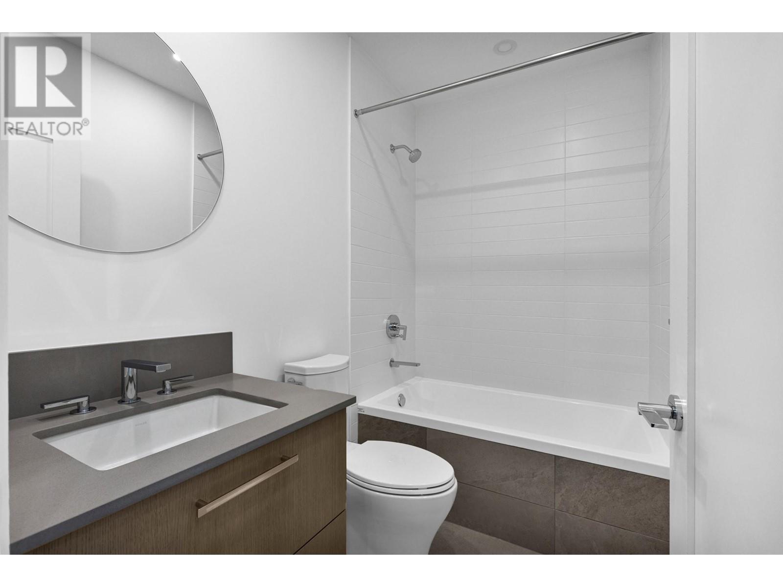 501S 3409 Lakeshore Road, Kelowna