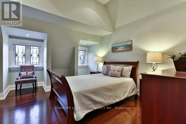 Photo 23 of 82 York Road, Toronto ON