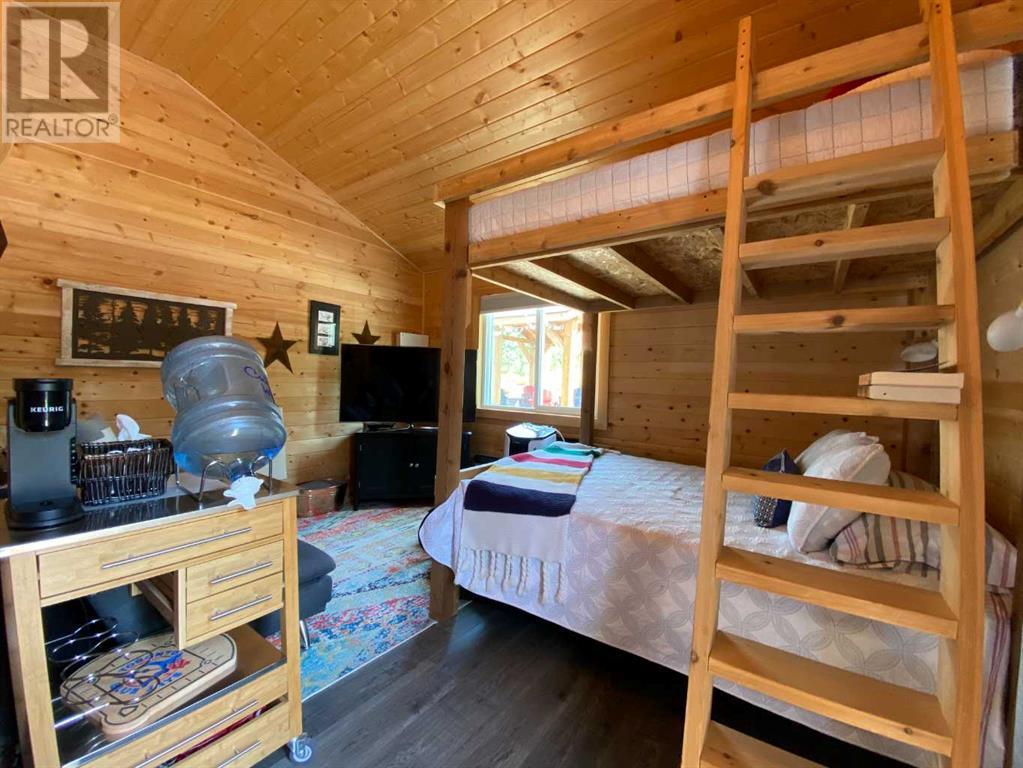 Photo 8 of 6 Cedar Close, Lac Des Iles SK