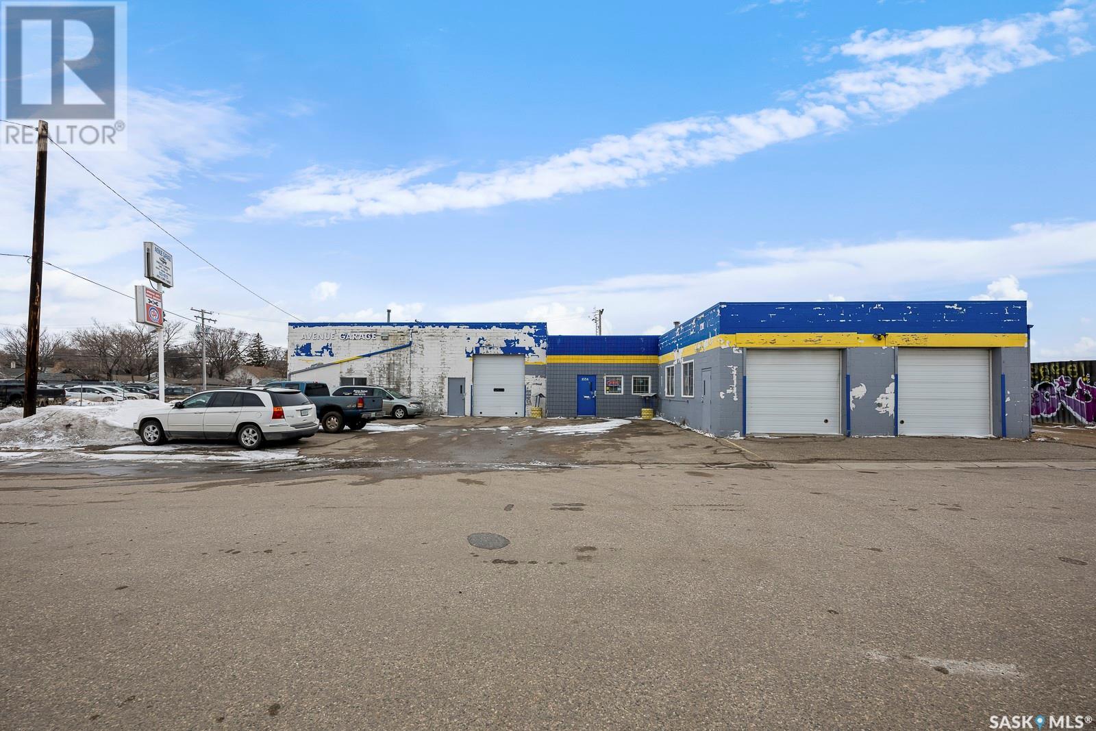Photo 2 of 1524 Montreal Street, Regina SK