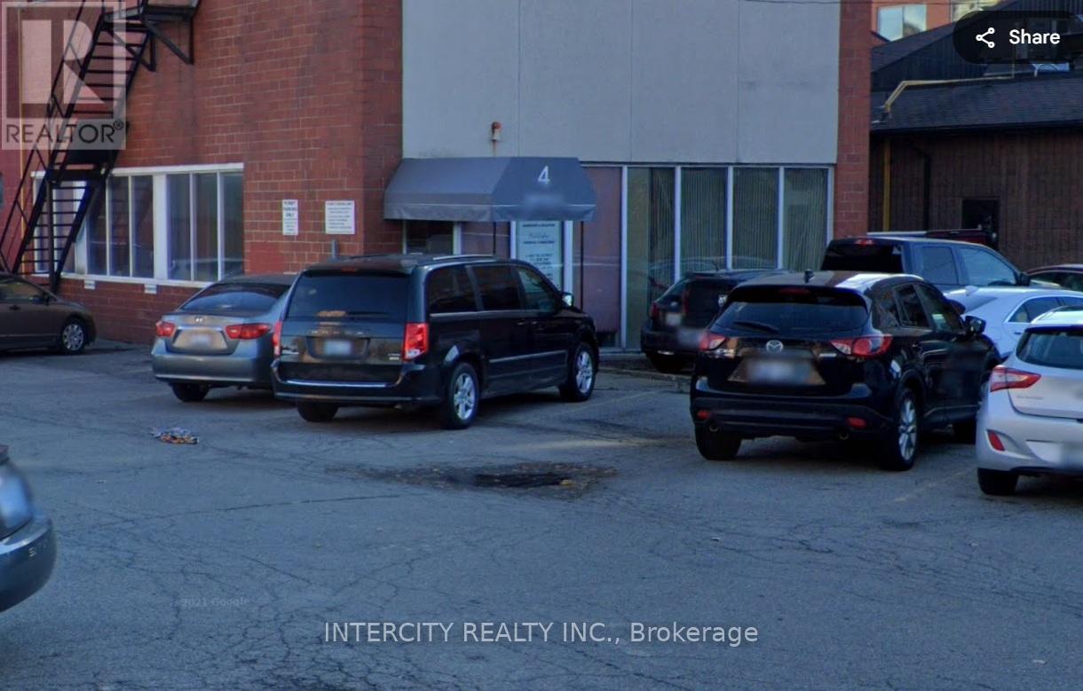Photo 6 of 4 Centre Street, St Catharines ON