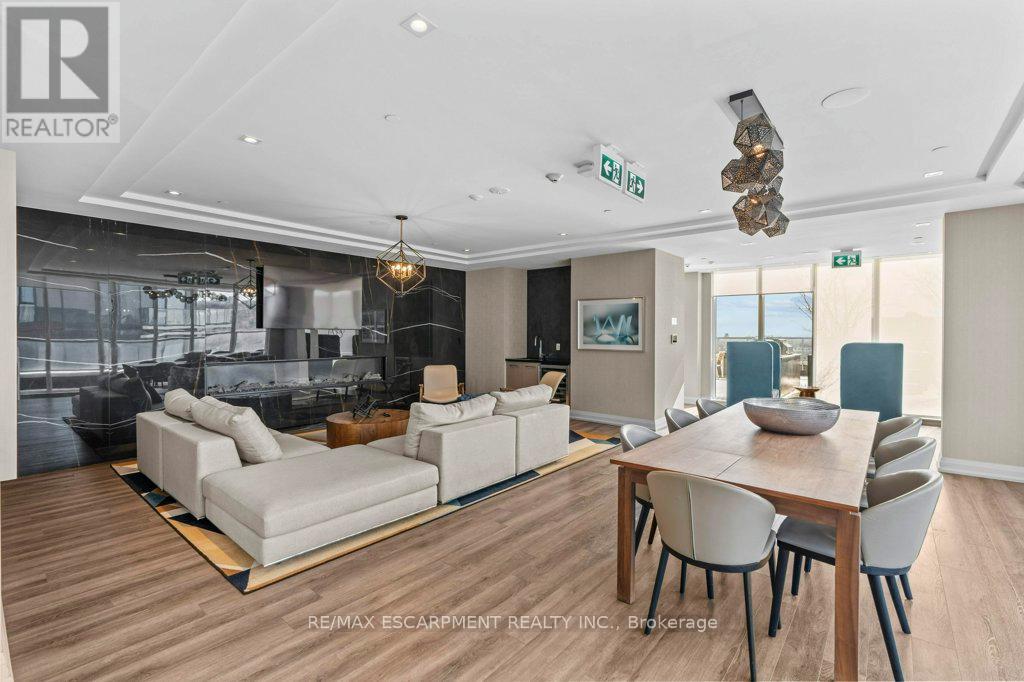 Photo 16 of 415 212 King William Street E, Hamilton ON