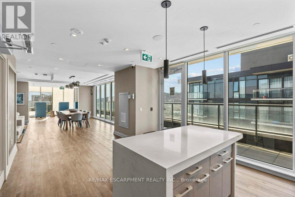 Photo 12 of 415 212 King William Street E, Hamilton ON