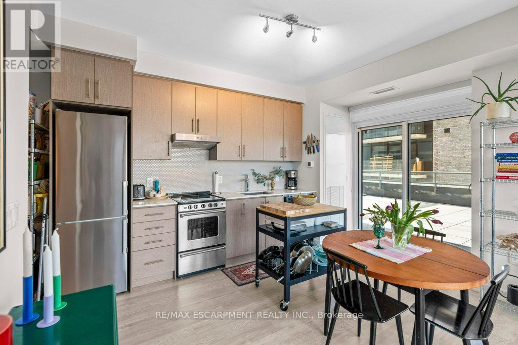 Photo 20 of 415 212 King William Street E, Hamilton ON