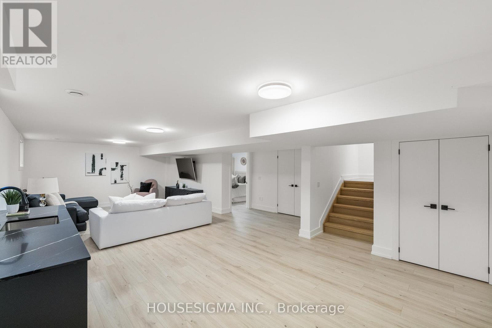 Photo 20 of 4636 Lee Avenue, Niagara Falls ON
