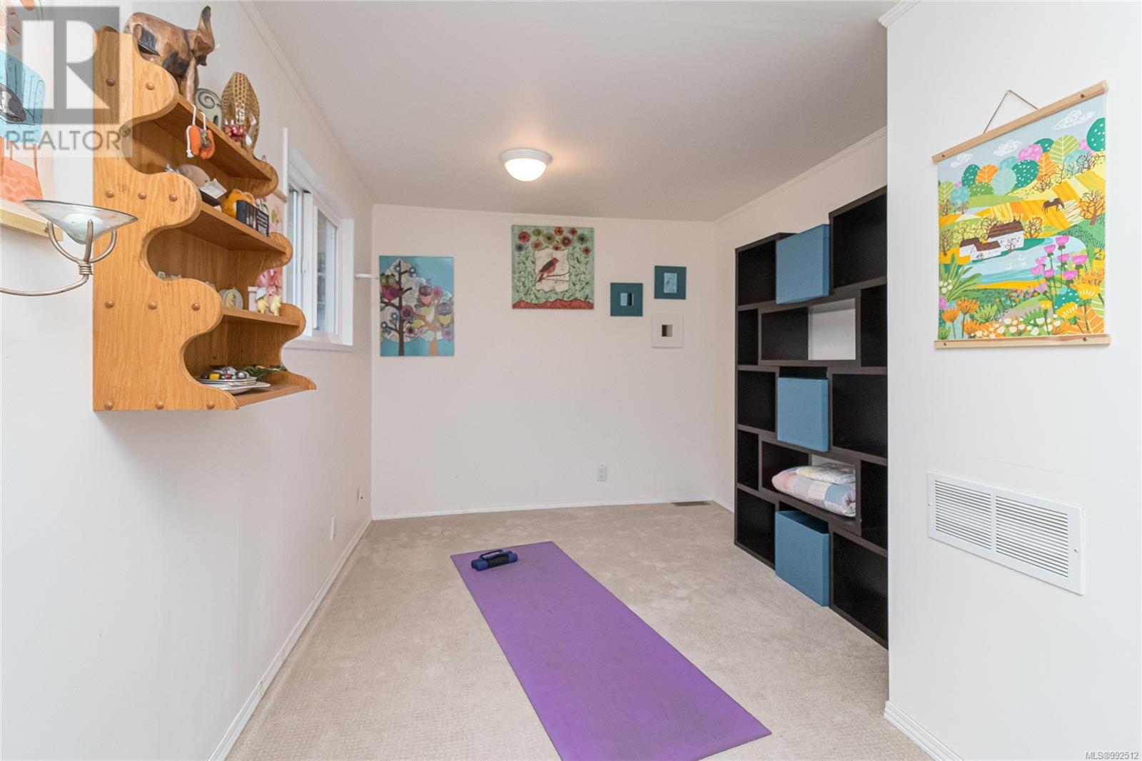 29 2500 Florence Lake Rd, Langford real estate listing 992512