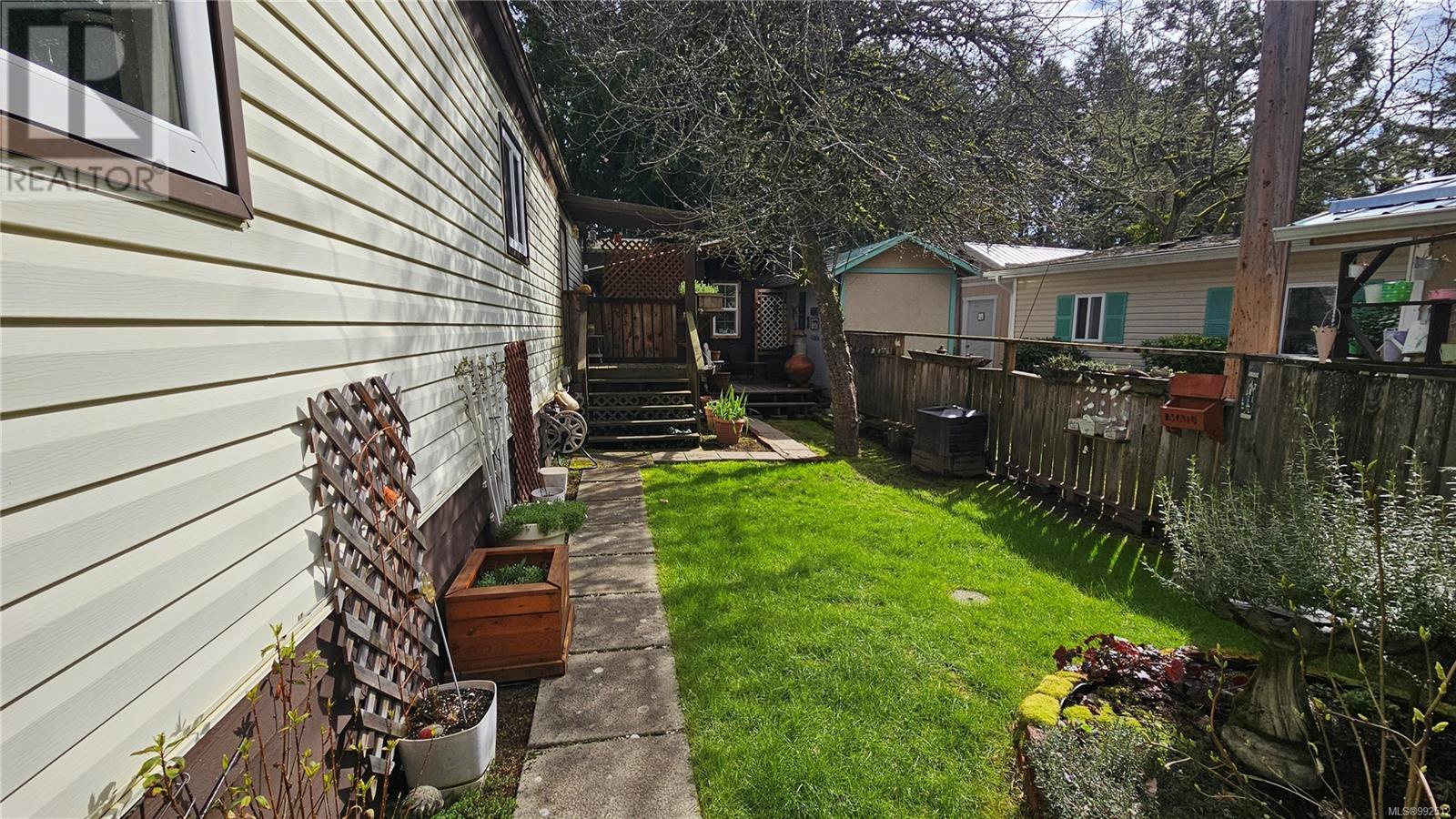 29 2500 Florence Lake Rd, Langford real estate listing 992512