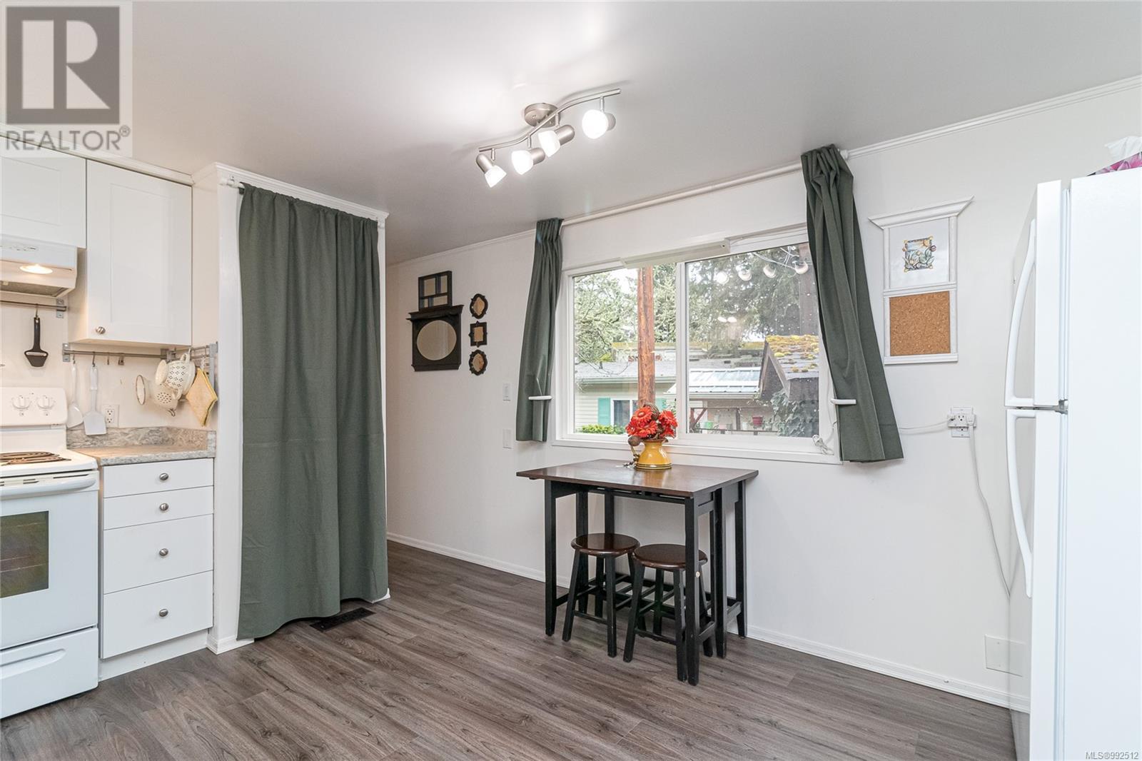 29 2500 Florence Lake Rd, Langford real estate listing 992512