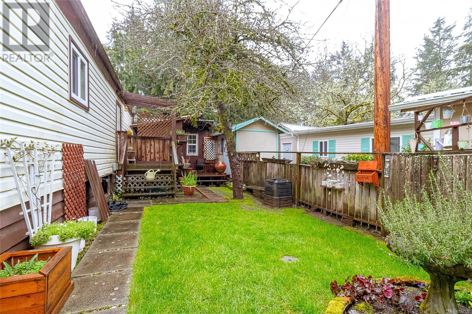 29 2500 Florence Lake Rd, Langford real estate listing 992512