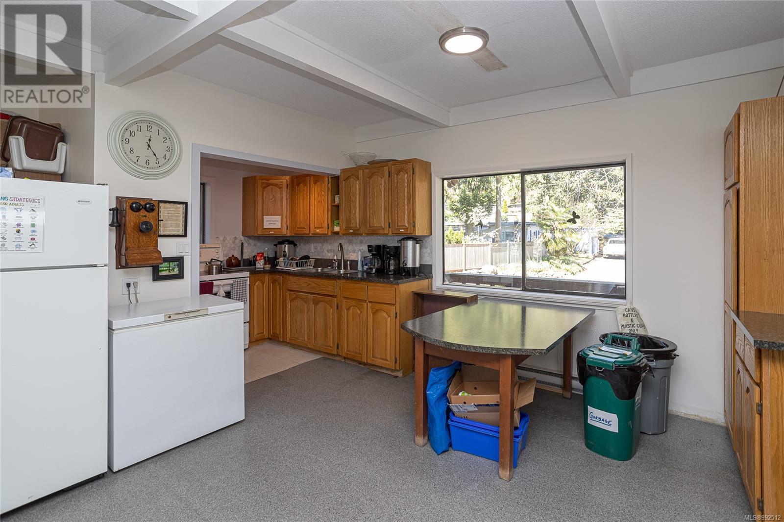 29 2500 Florence Lake Rd, Langford real estate listing 992512
