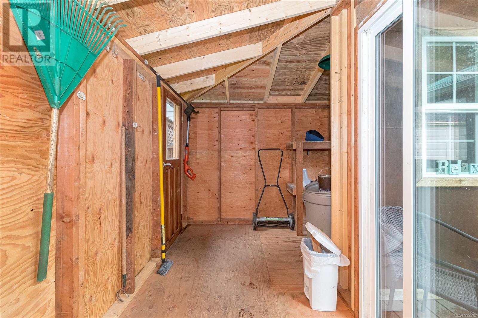 29 2500 Florence Lake Rd, Langford real estate listing 992512