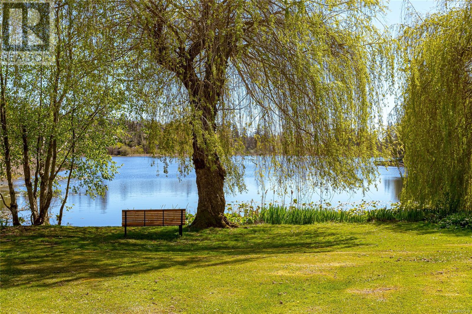 29 2500 Florence Lake Rd, Langford real estate listing 992512