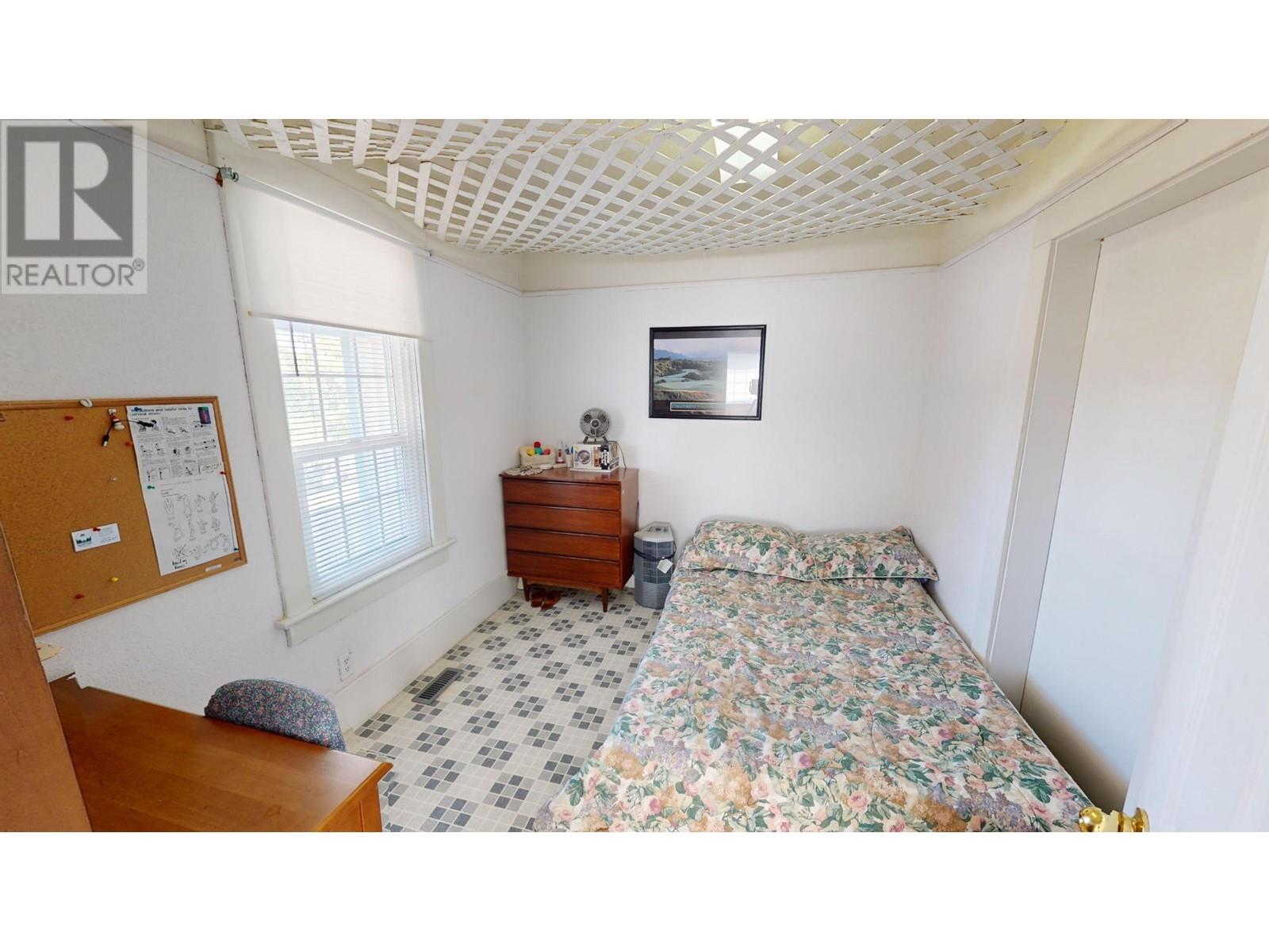 38 12TH  S Avenue, Cranbrook
