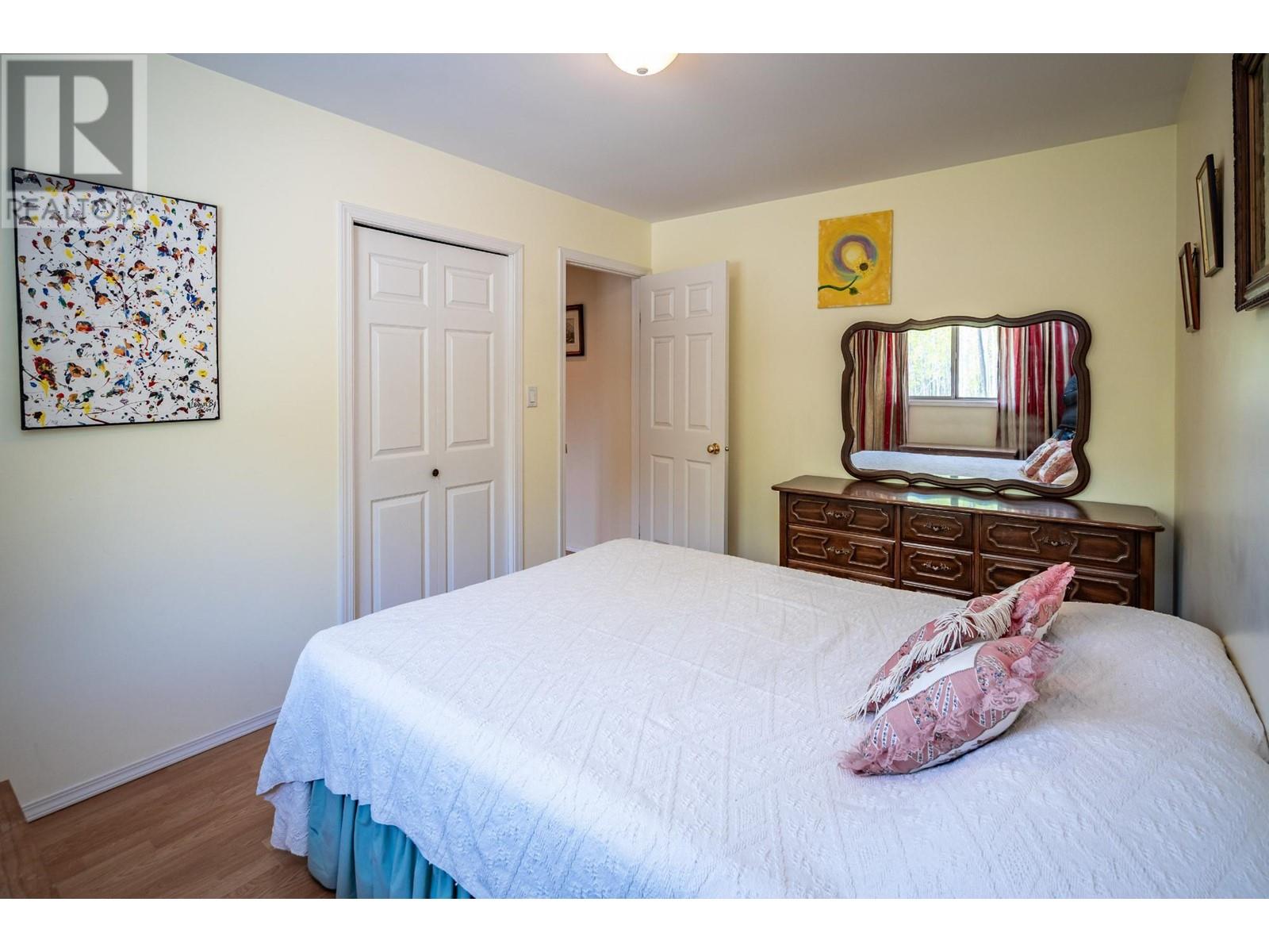 Photo 58 of 403 8th S Street, Kaslo BC