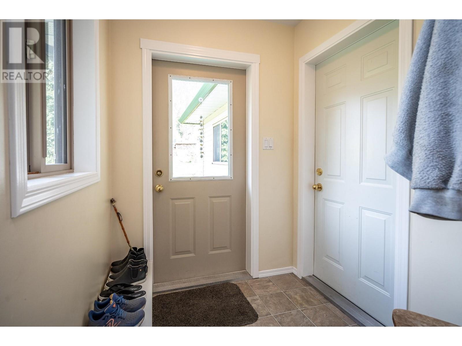 Photo 60 of 403 8th S Street, Kaslo BC