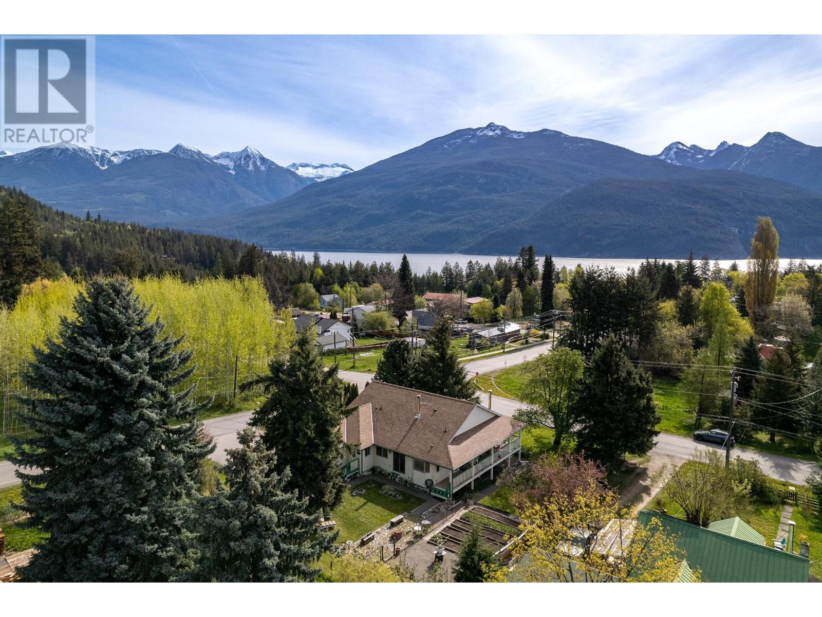 Photo 65 of 403 8th S Street, Kaslo BC