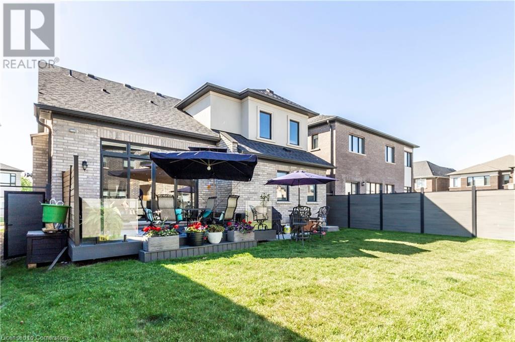 Photo 45 of 72 Pond View Gate, Waterdown ON
