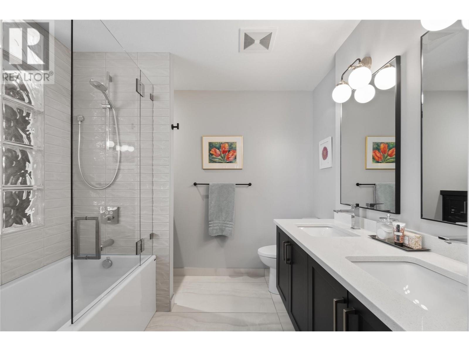 #701 250 MARINA WAY - Image 36