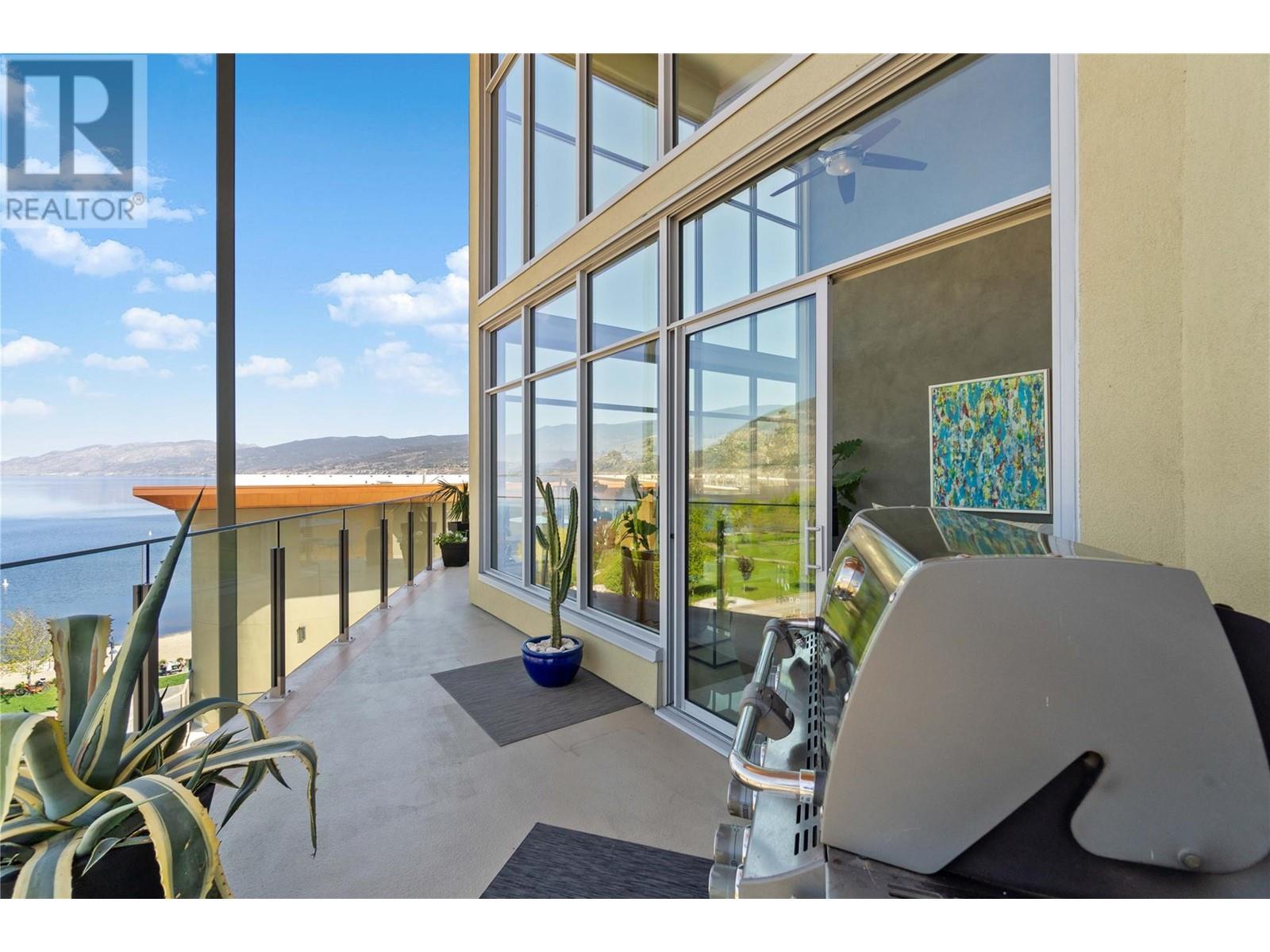 #701 250 MARINA WAY - Image 38
