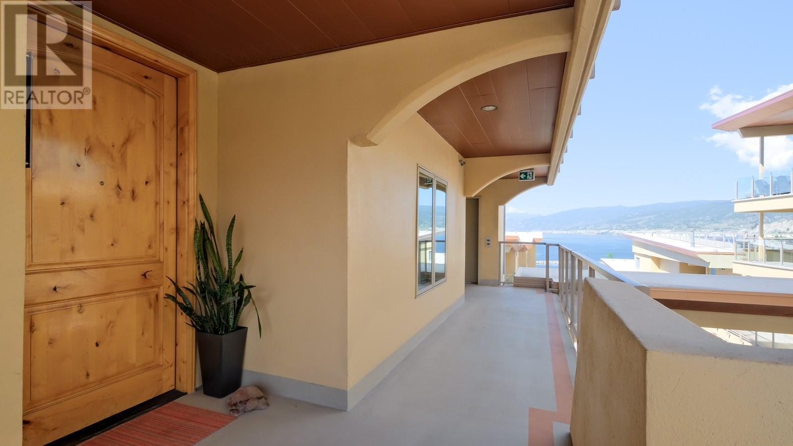#701 250 MARINA WAY - Image 11