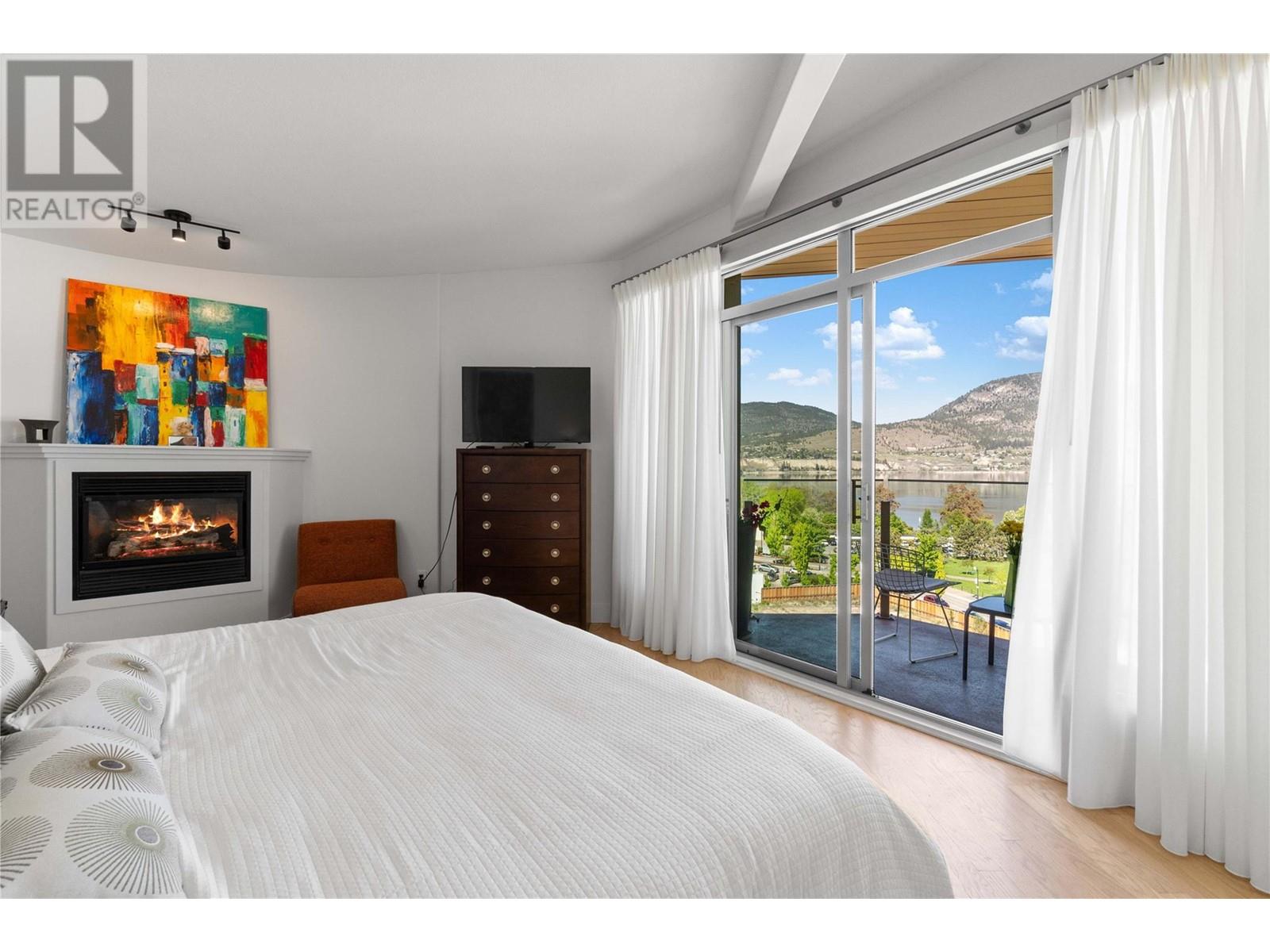 #701 250 MARINA WAY - Image 30