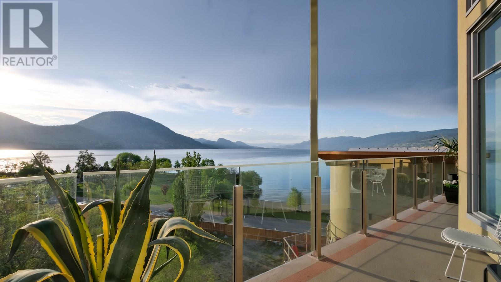 #701 250 MARINA WAY - Image 40