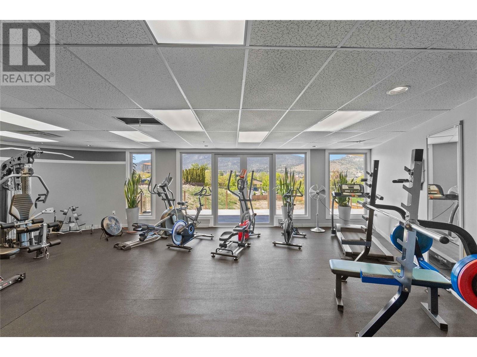 #701 250 MARINA WAY - Image 41