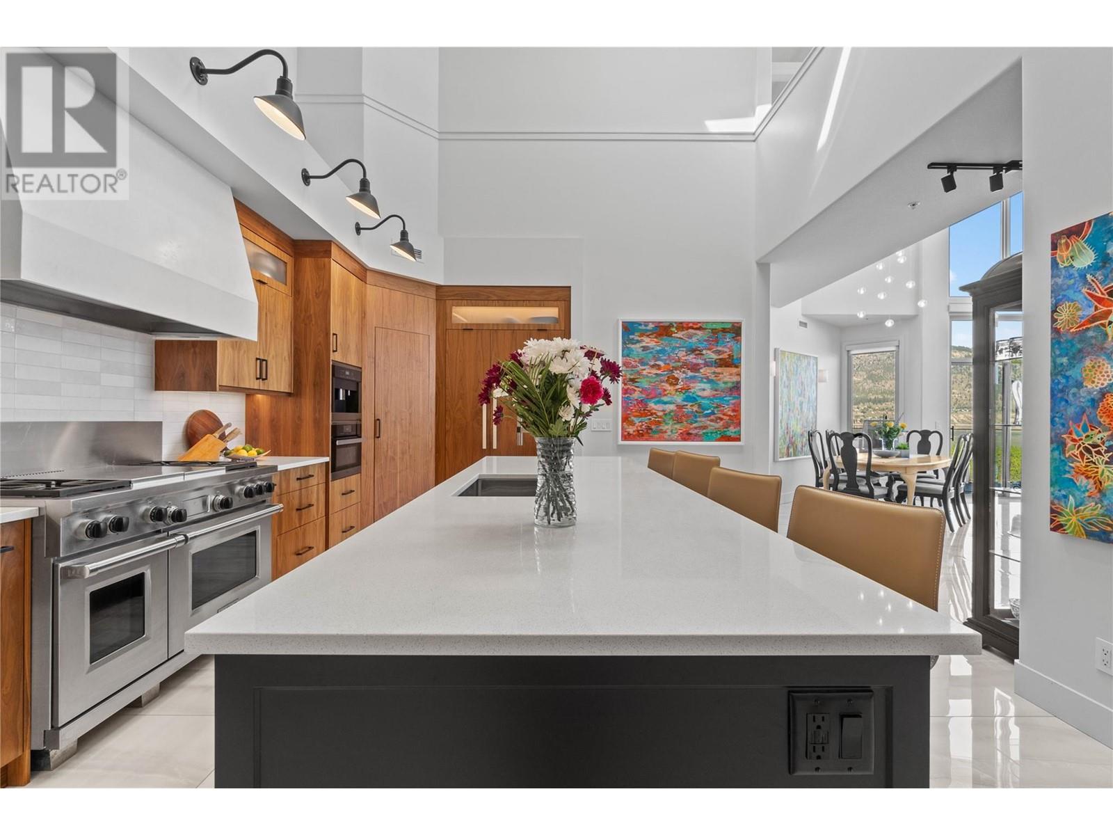 #701 250 MARINA WAY - Image 19