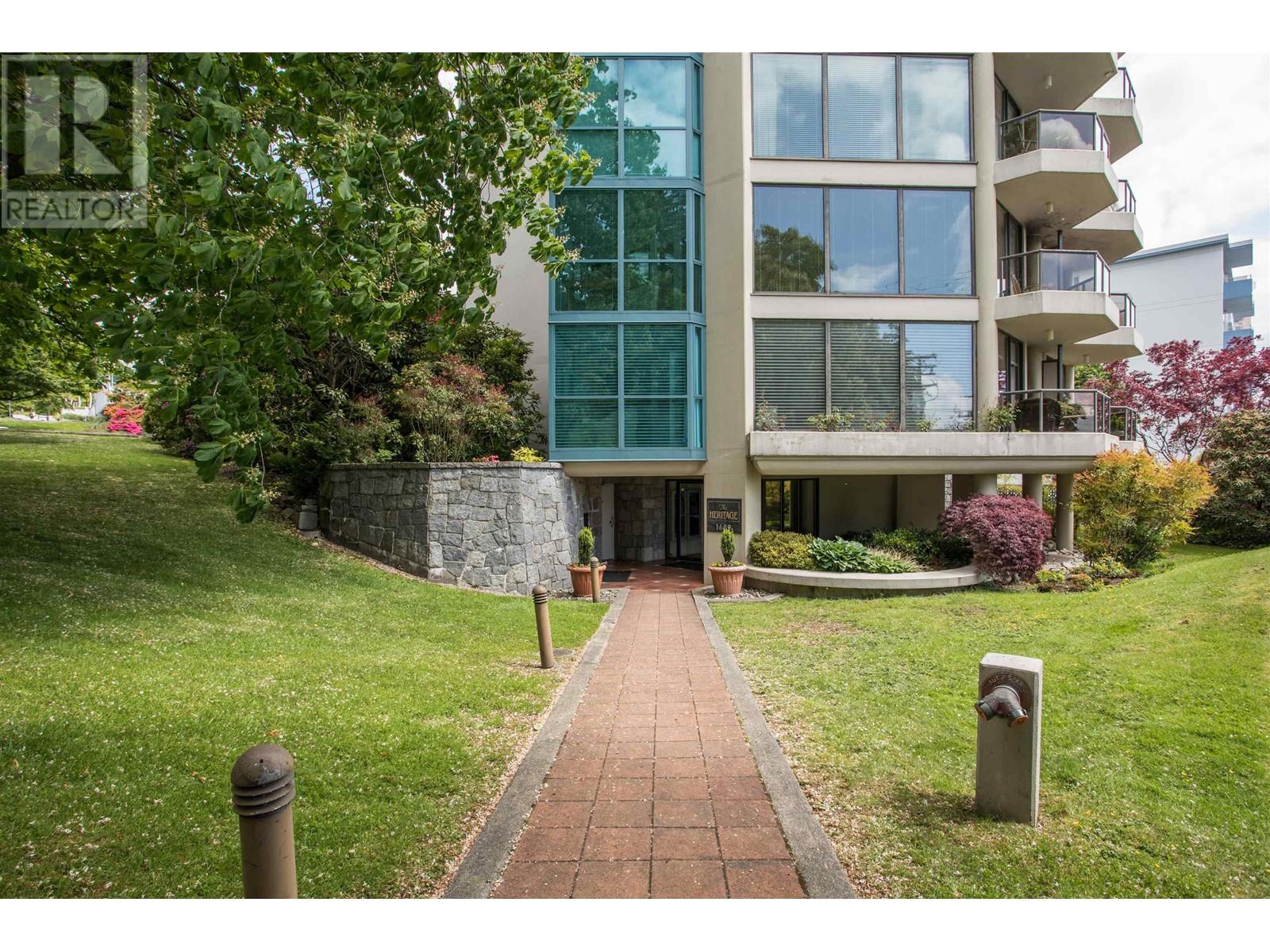 408 1689 DUCHESS AVENUE, West Vancouver
