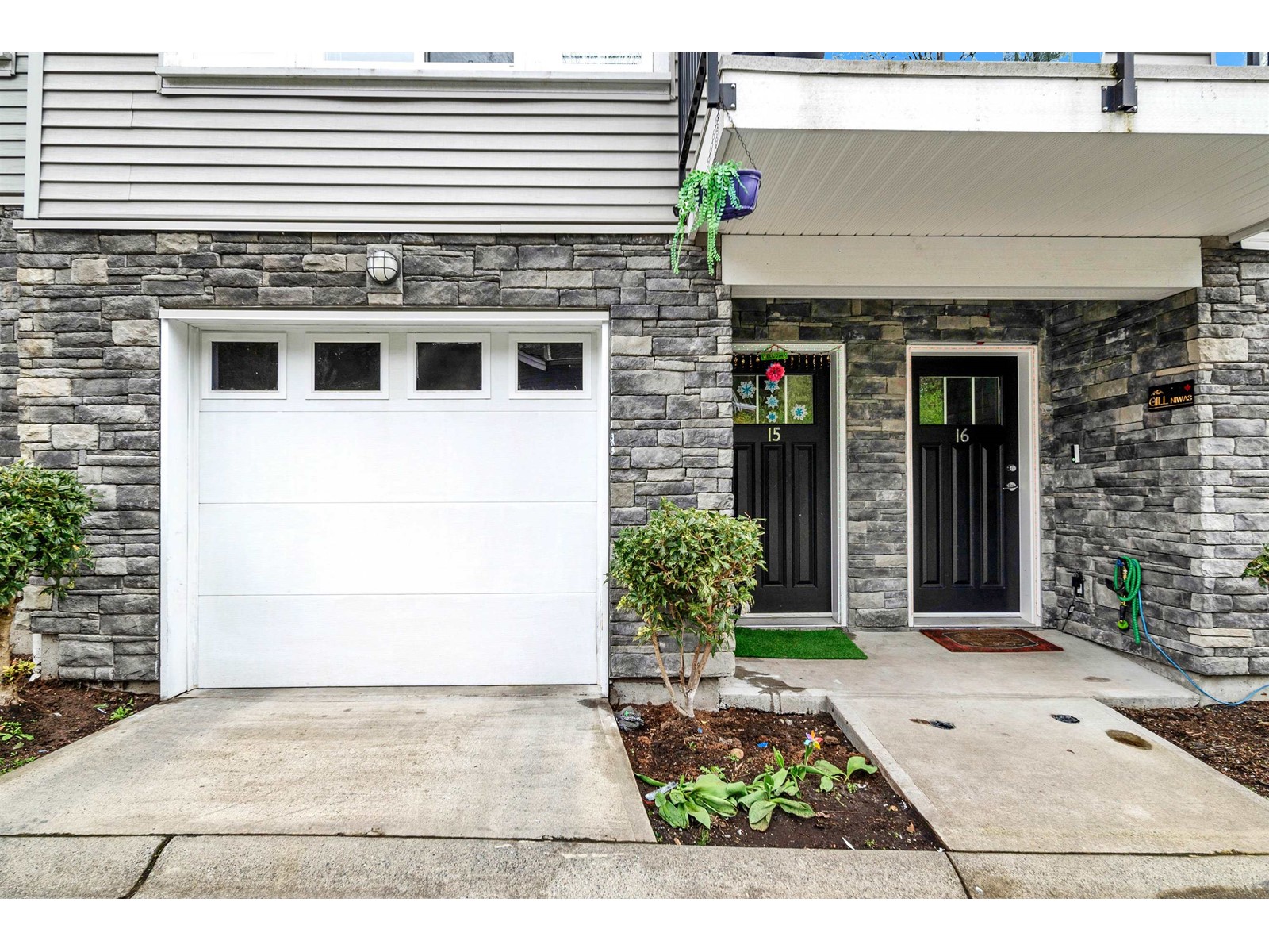 Photo 32 of 15 13864 Hyland Street, Surrey BC