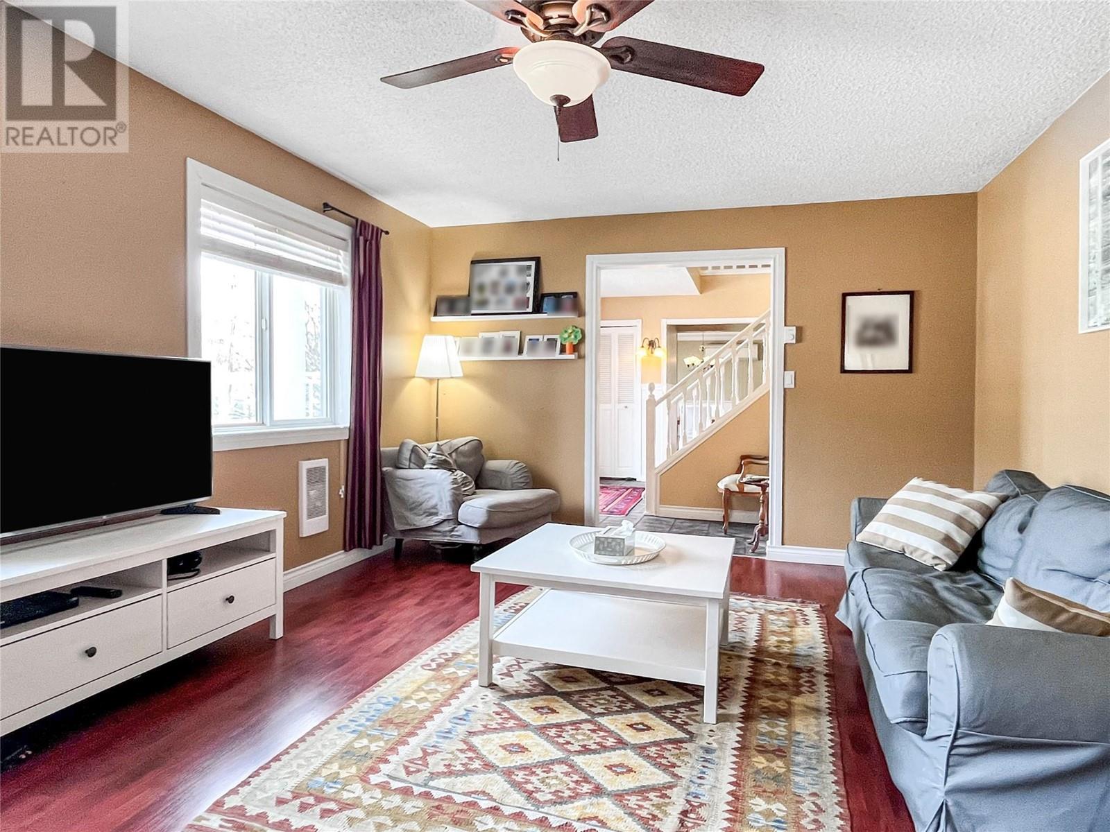8404 Gala Crescent, Osoyoos