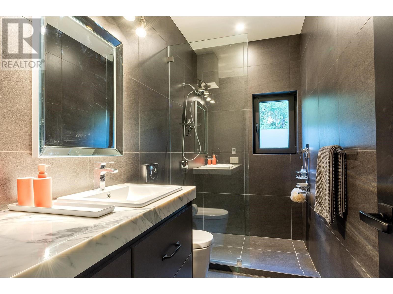 1563 SPRING CREEK DRIVE, Whistler real estate listing R2965654