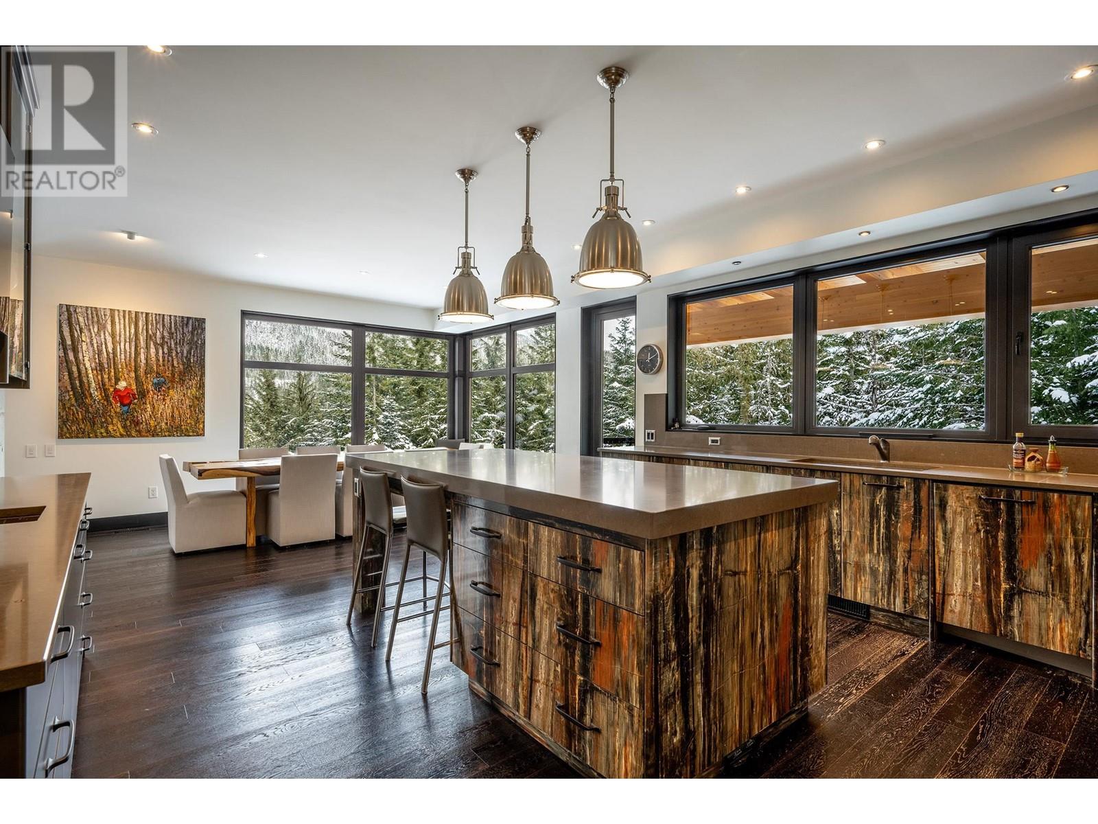 1563 SPRING CREEK DRIVE, Whistler real estate listing R2965654
