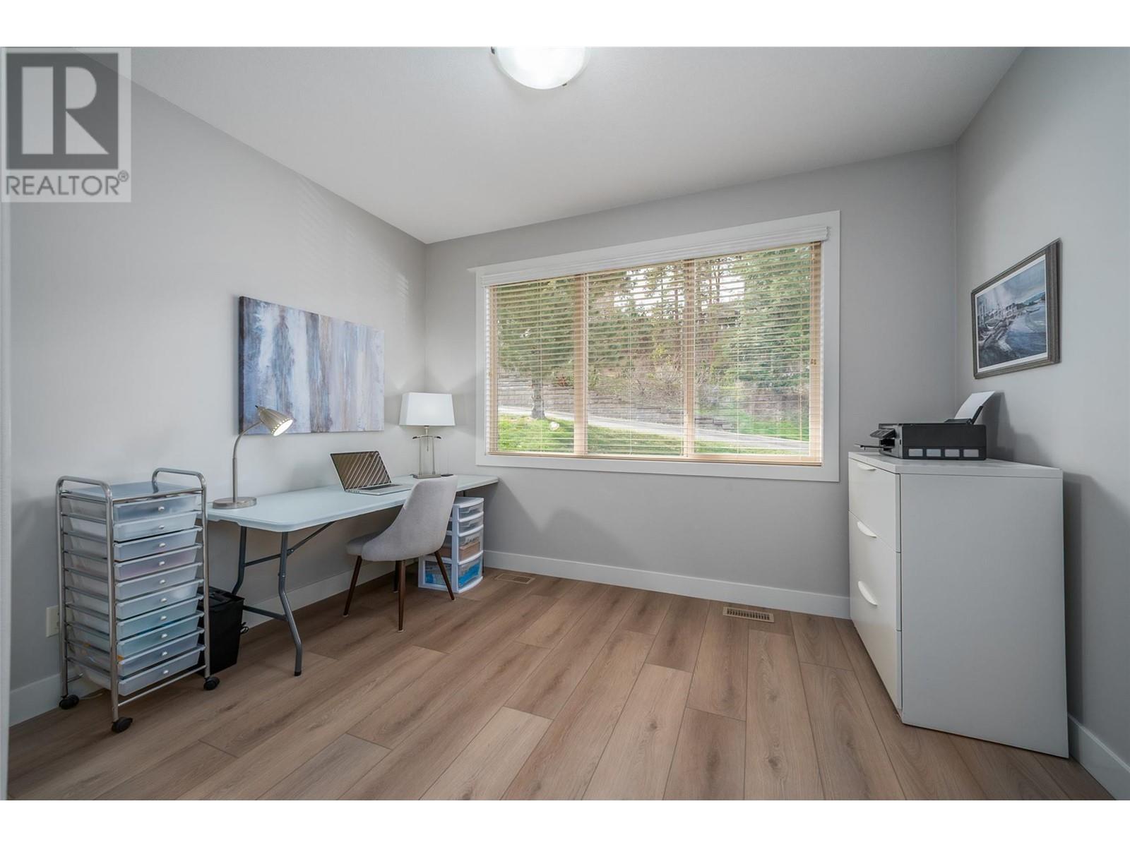 #12 2421 GLACIER COURT - Image 18